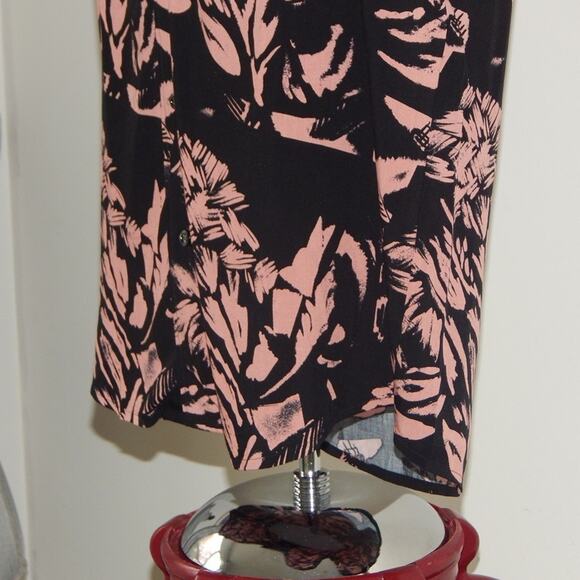 NWT Hugo Boss Ellino Button-down Straight Fit Casual Shirt Floral Print Men MED - Picture 4 of 9